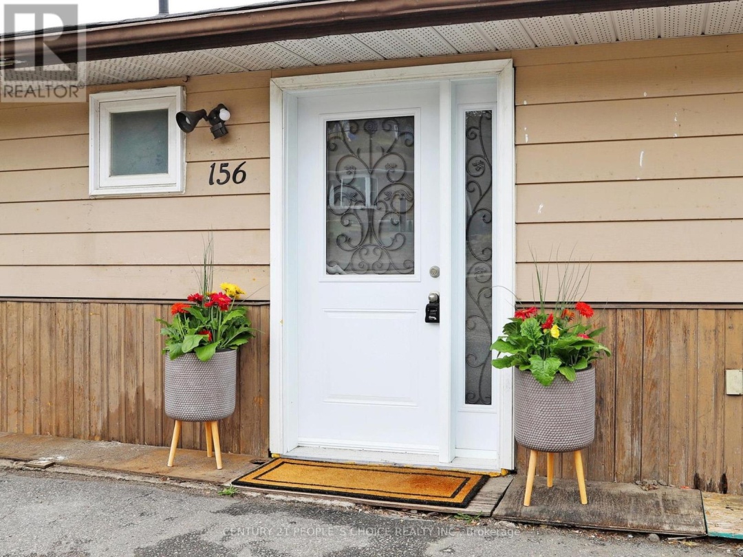 156 MAIN STREET W, 