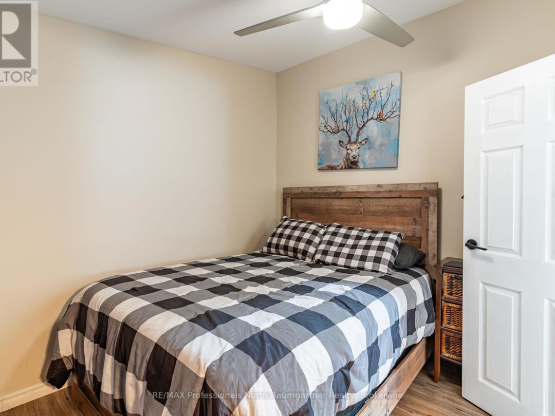 18830 Hwy 35, Kushog Lake