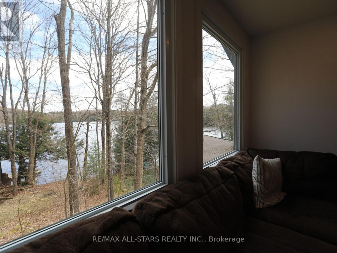 1008 Rolland Drive, Little Kennisis Lake