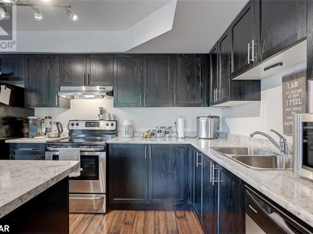 12 Masters Crescent, Georgian Bay