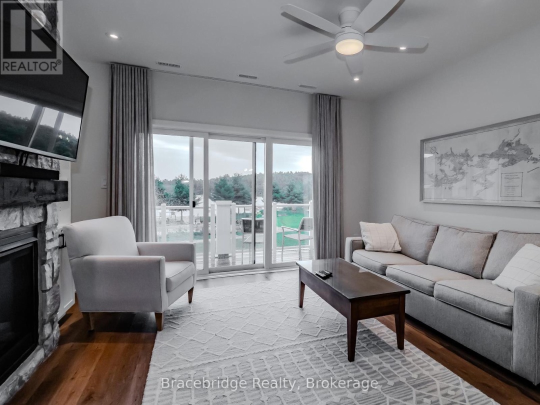 Bhv B203 1869 Muskoka Rd 118 Highway W, 