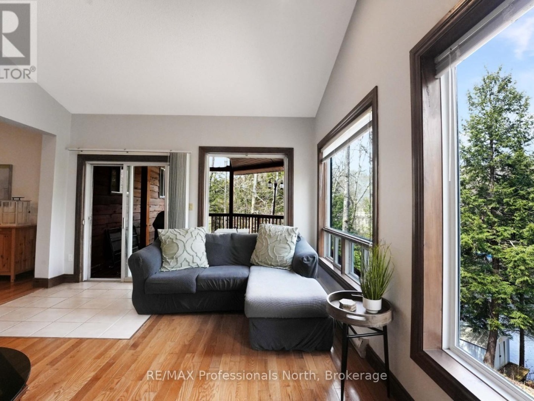 1039 Mink Road, Long Lake