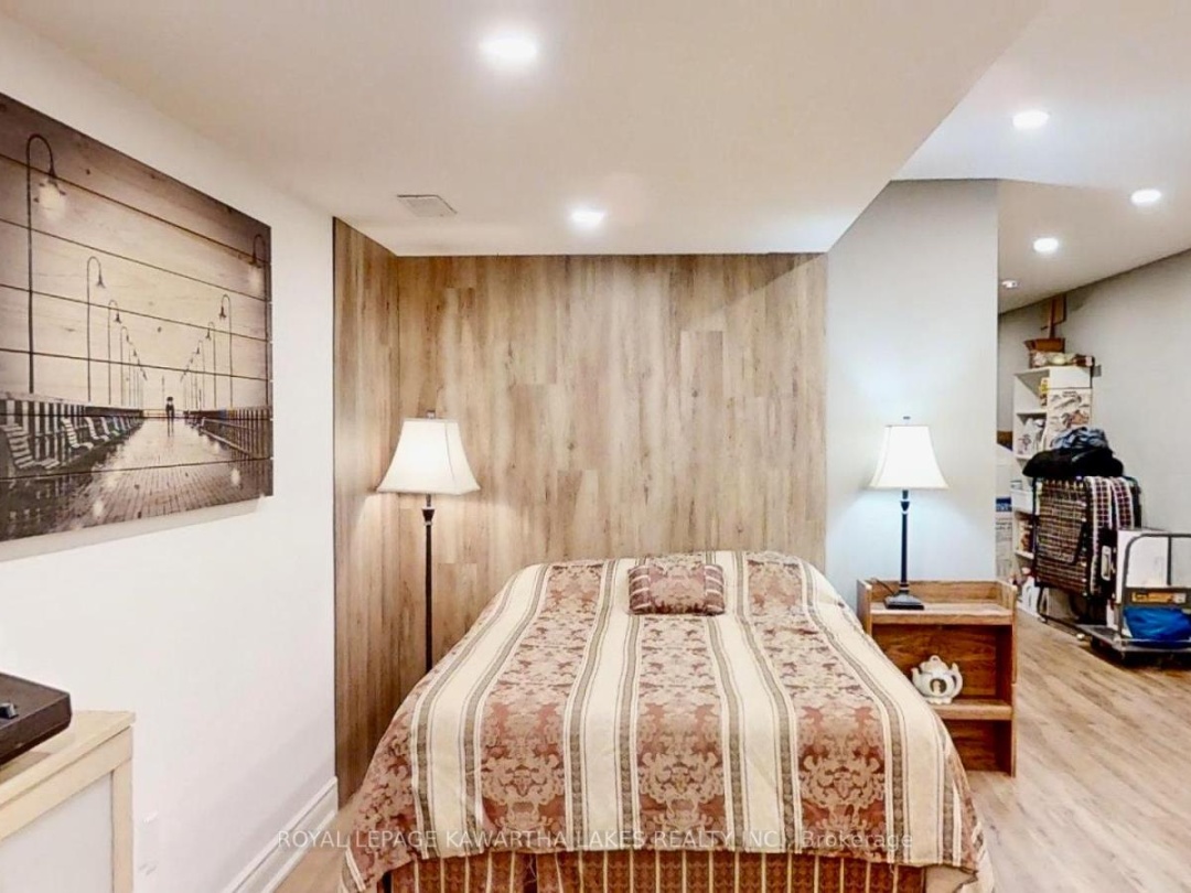 2501 LAKESHORE DRIVE, 
