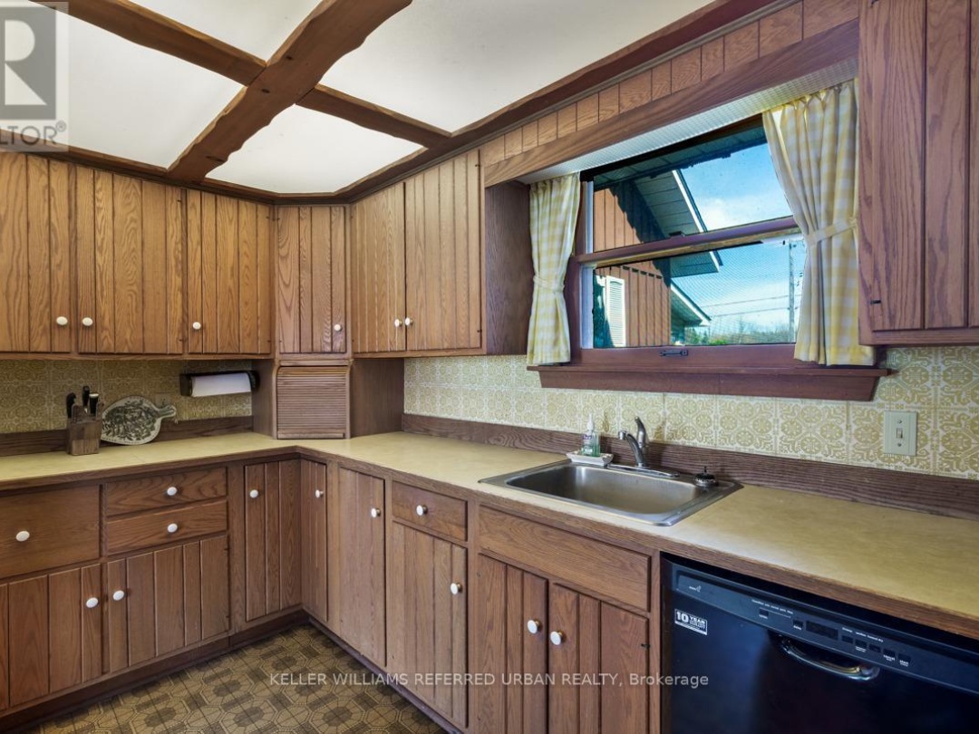 26950 CEDARHURST BEACH ROAD, 