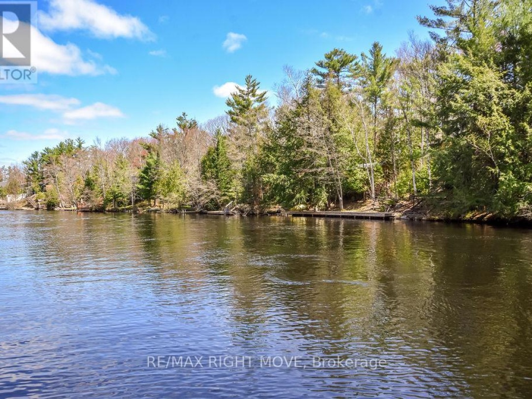 7697 WEST RIVER ROAD, Severn Lake