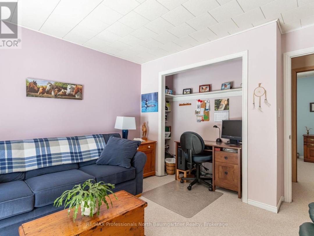 6258 Haliburton Lake Road, Haliburton Lake