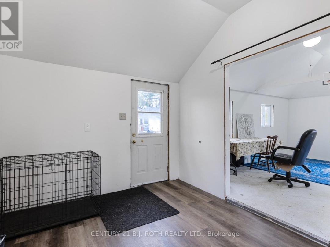 2100 HONEY HARBOUR ROAD, 