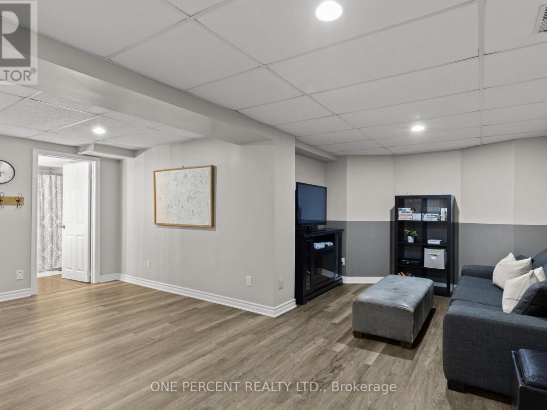 21 BRANDON CRESCENT, 