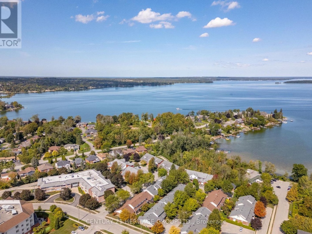 408 - 40 MUSEUM DRIVE, 