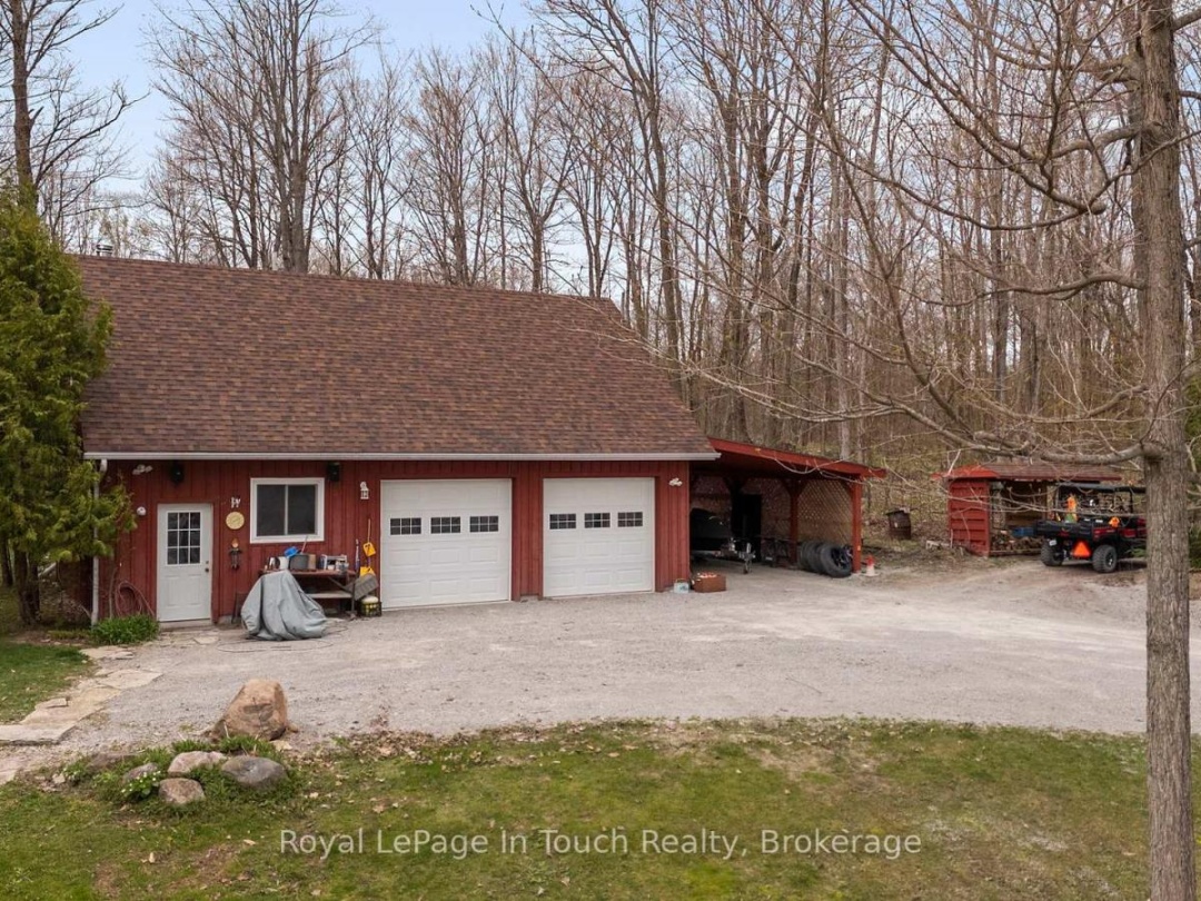 1472 Otter Point Road, Gloucester Pool