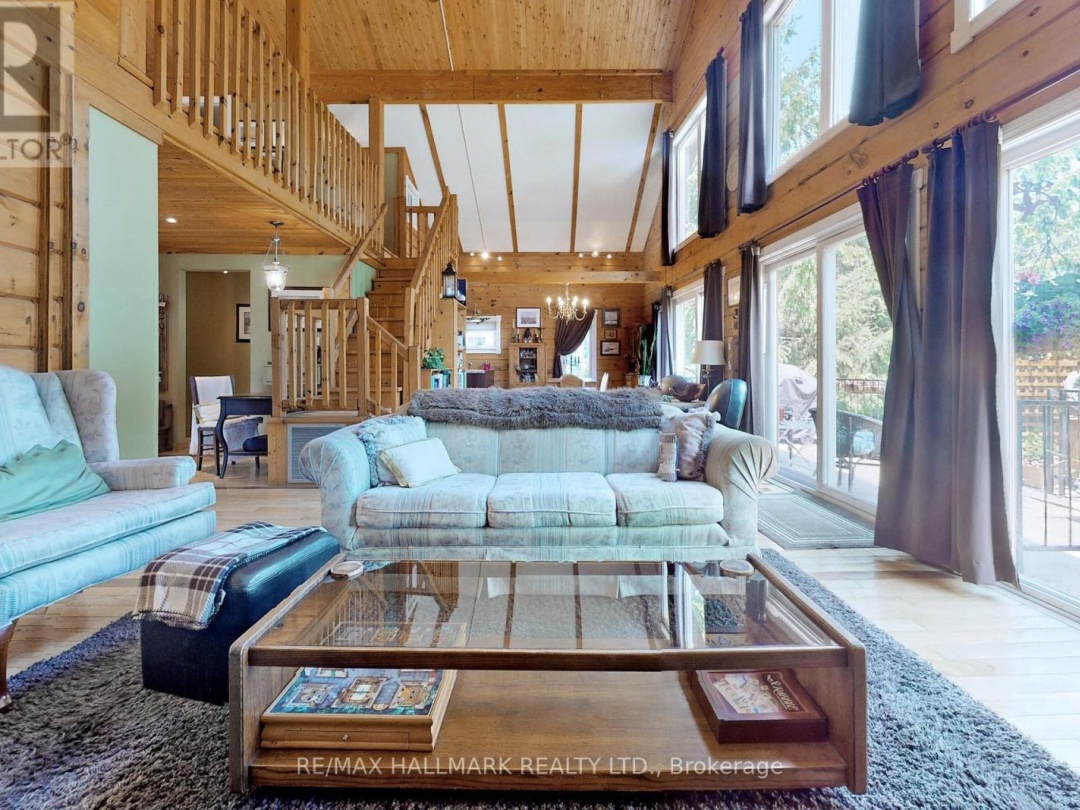 4017 Dalrymple Drive, Dalrymple Lake