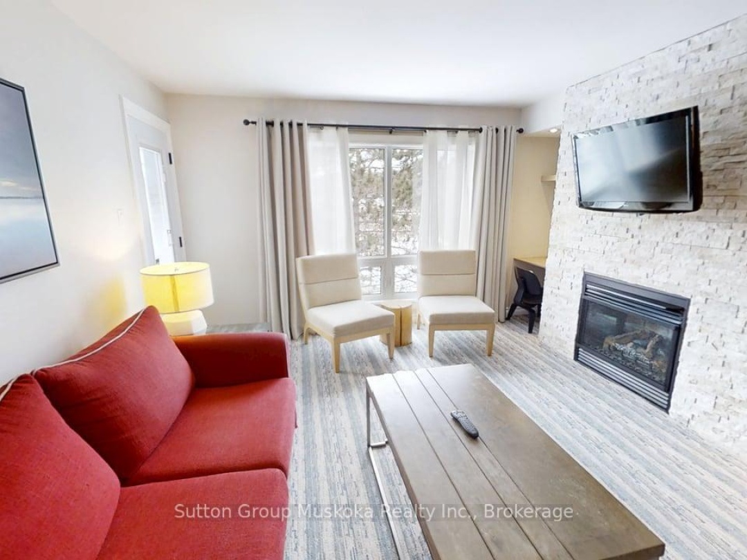 52-305 - 1235 DEERHURST DRIVE, Peninsula Lake