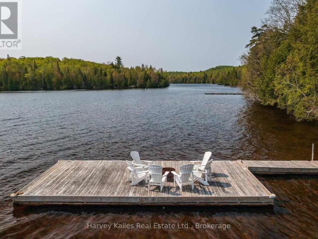 1033 Scott Lane, Oxbow Lake