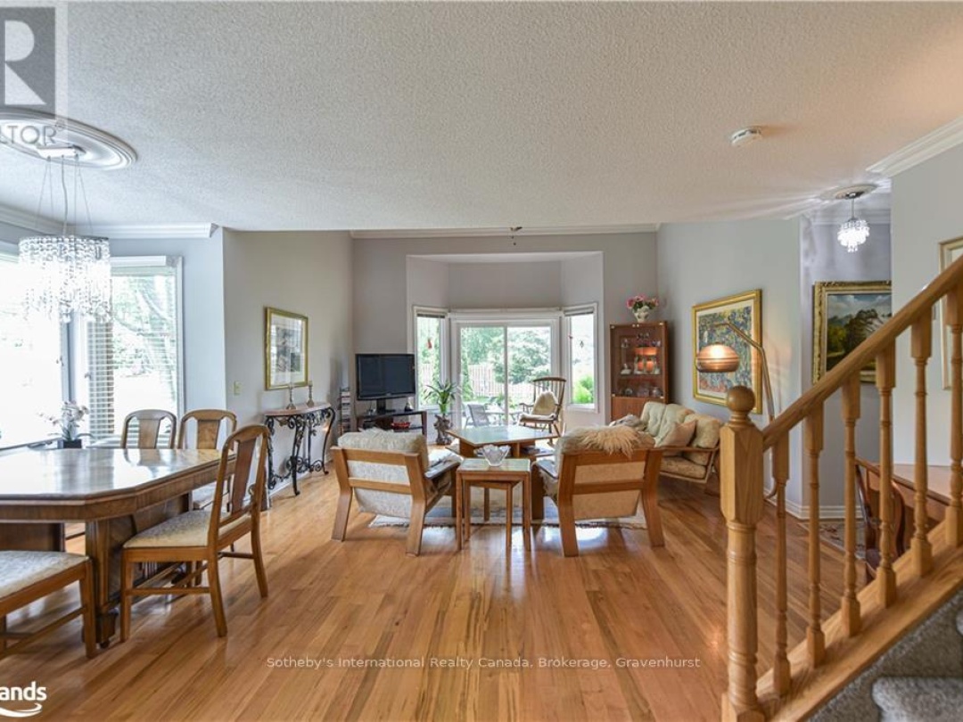 101 10 Museum Drive, Orillia