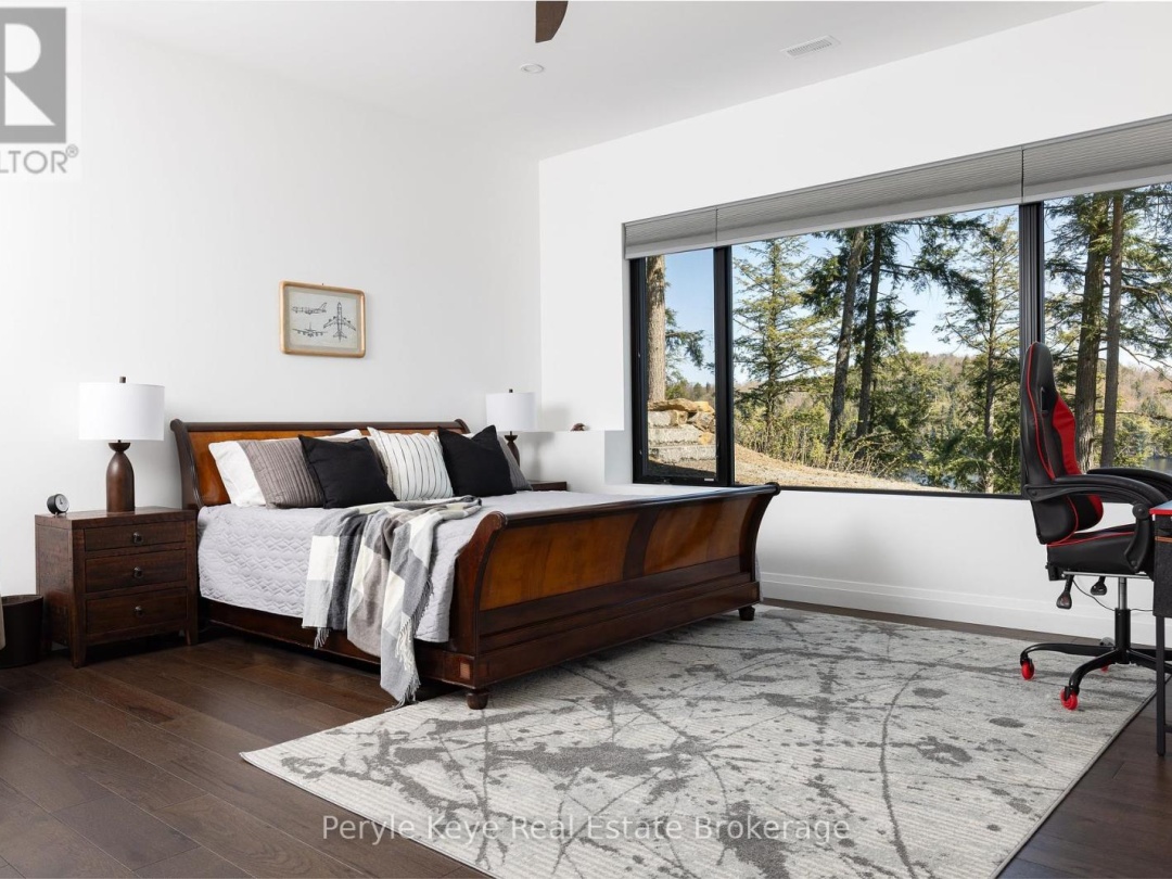 86 CLAREN CRESCENT, 