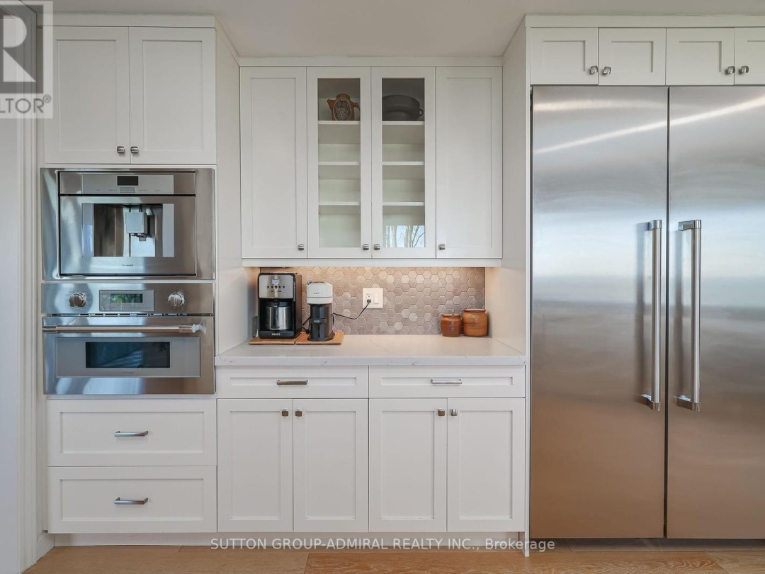 112 Bayshore Drive, Lake Simcoe