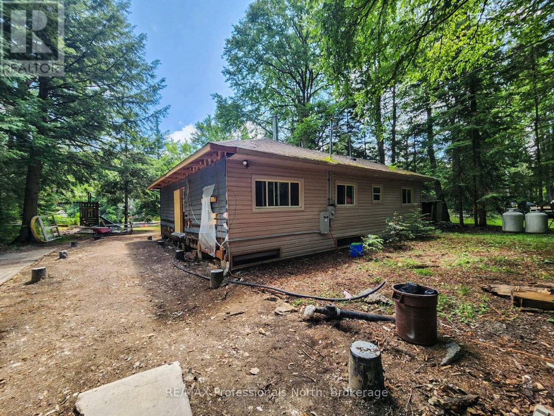 1068 HOLIDAY PARK DRIVE, 