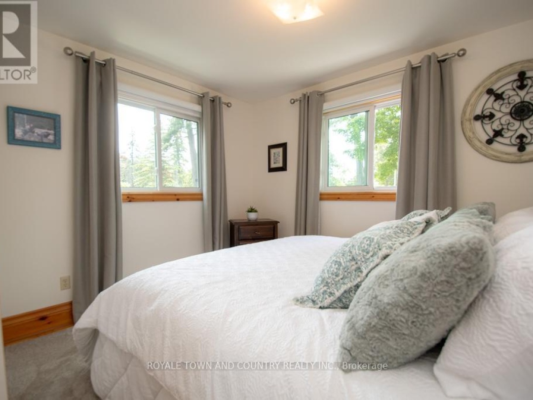 24 Goodman Road, Balsam Lake