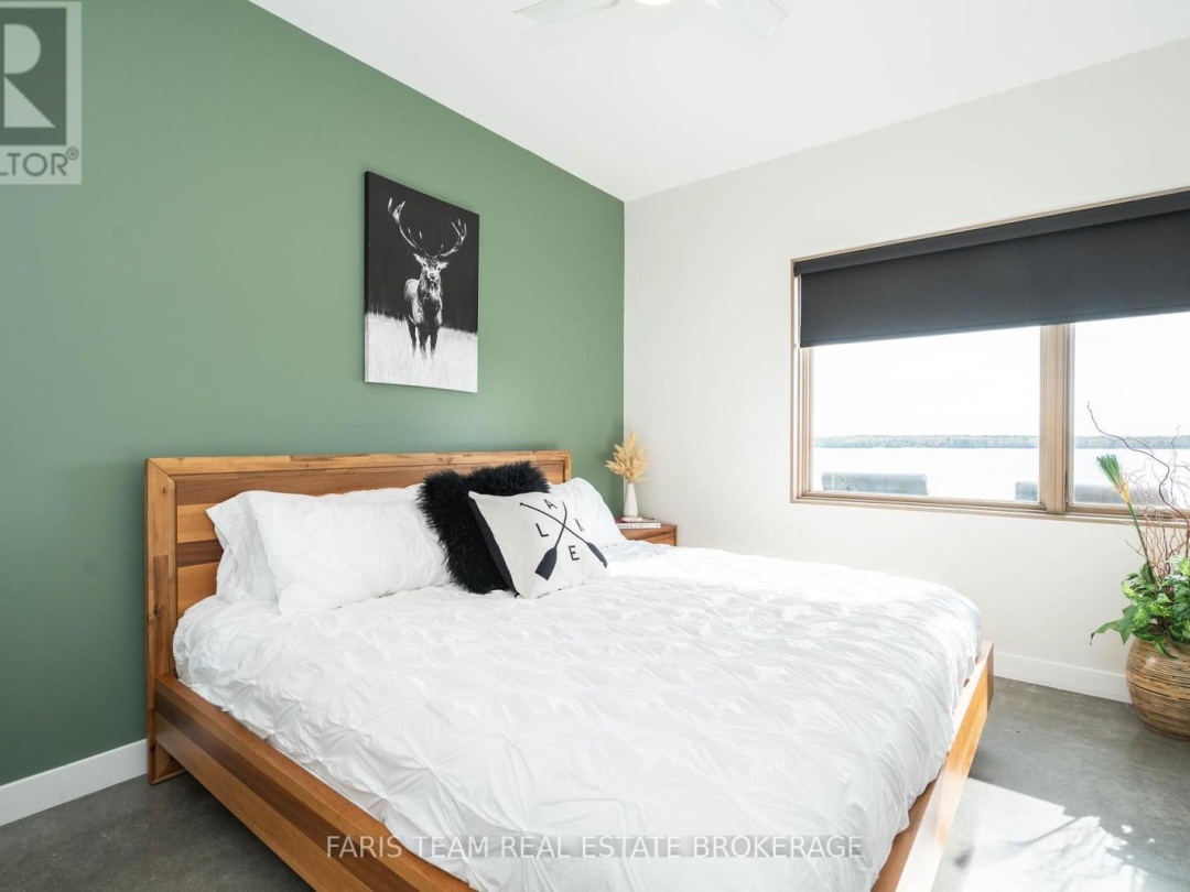 3886 EAST SHORE ROAD, 