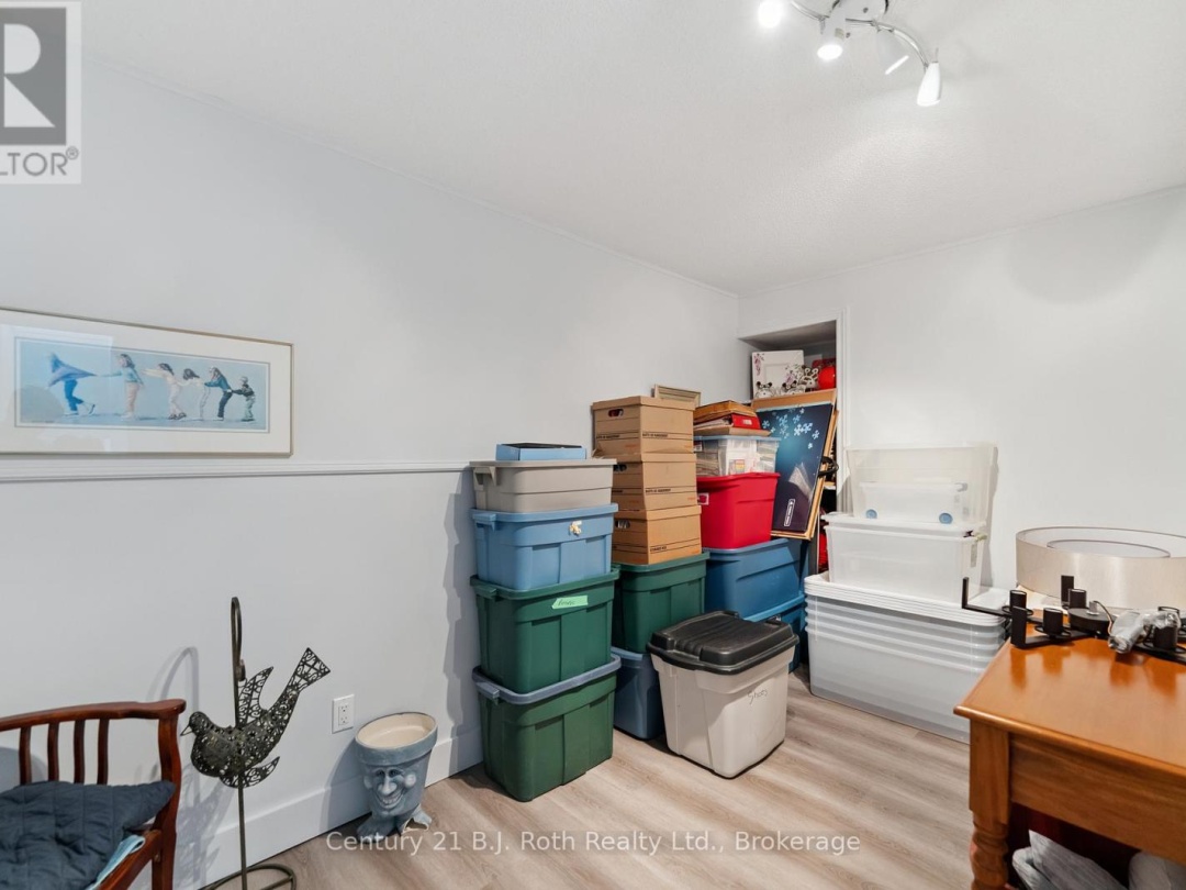 8 AGNES STREET, 