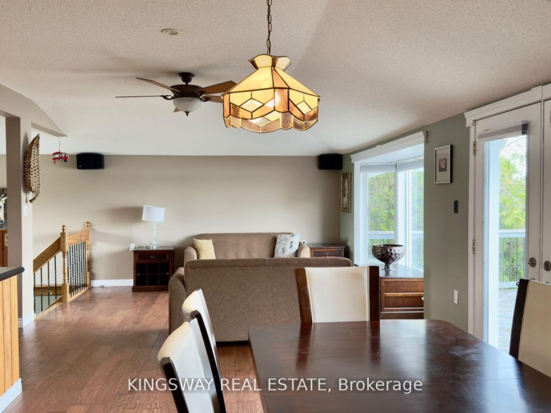 18 MITCHELLVIEW ROAD, 