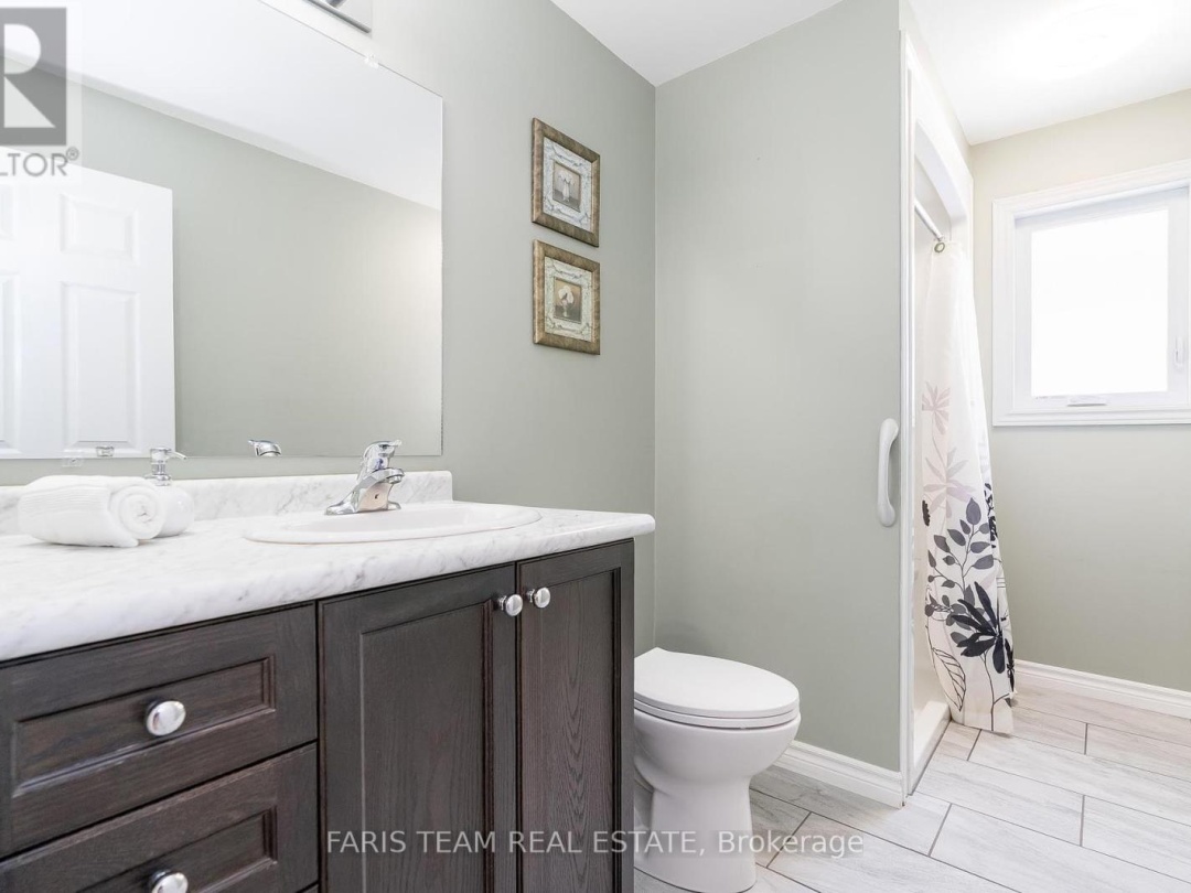 145 PINERIDGE GATE, 