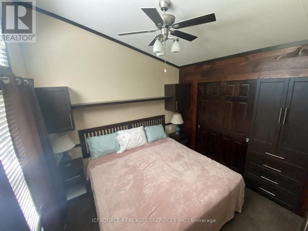 SMR114 - 1082 SHAMROCK MARINA ROAD, 