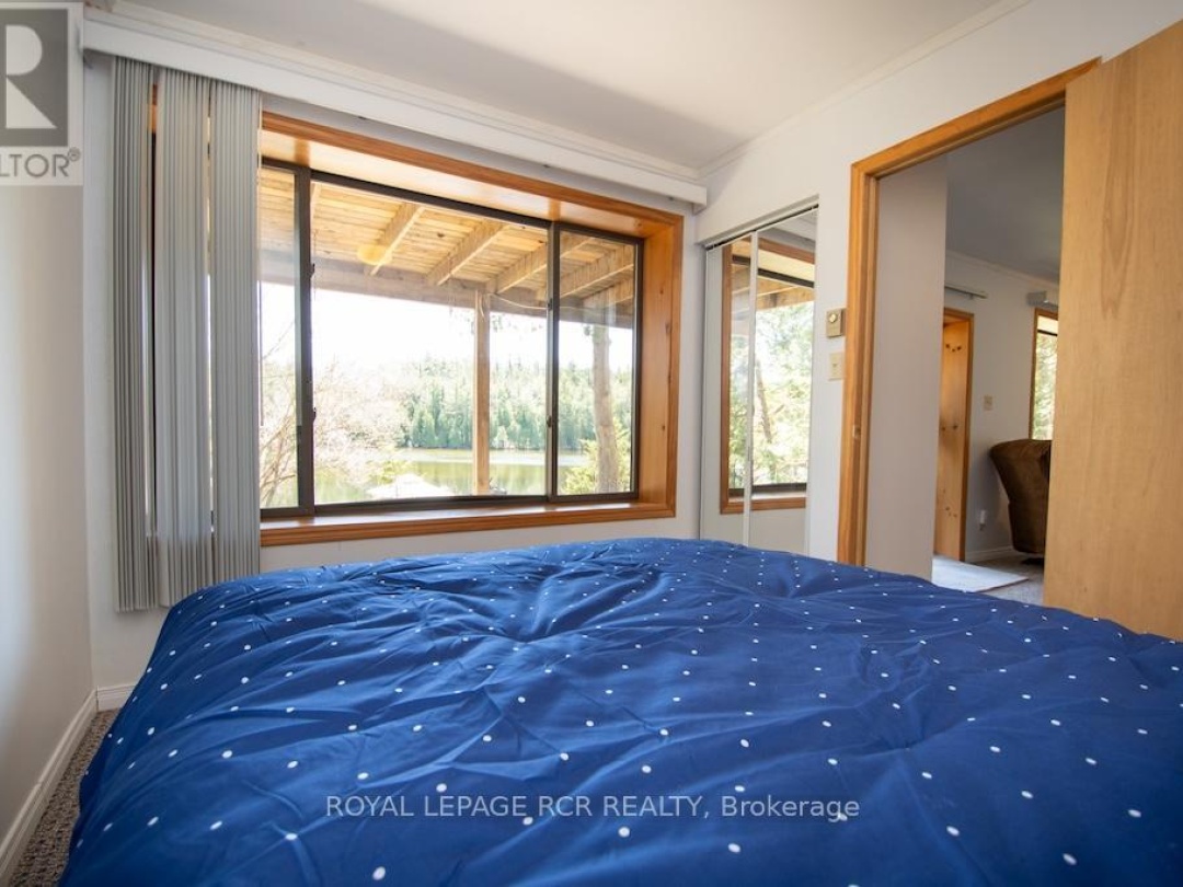 24 Juniper Crescent, Four Mile Lake