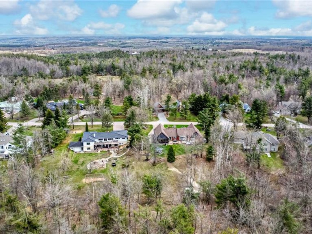 10 Trillium Trail, Oro-Medonte