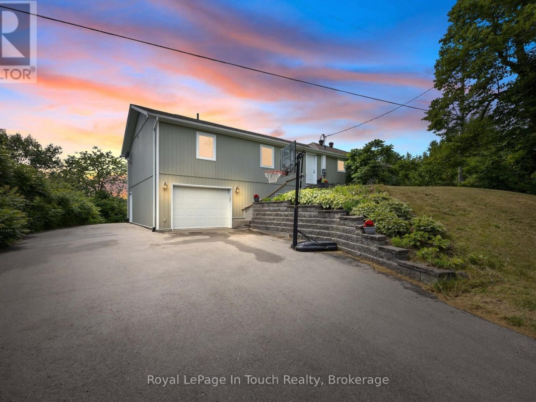 288 KINGS FARM ROAD, Gloucester Pool