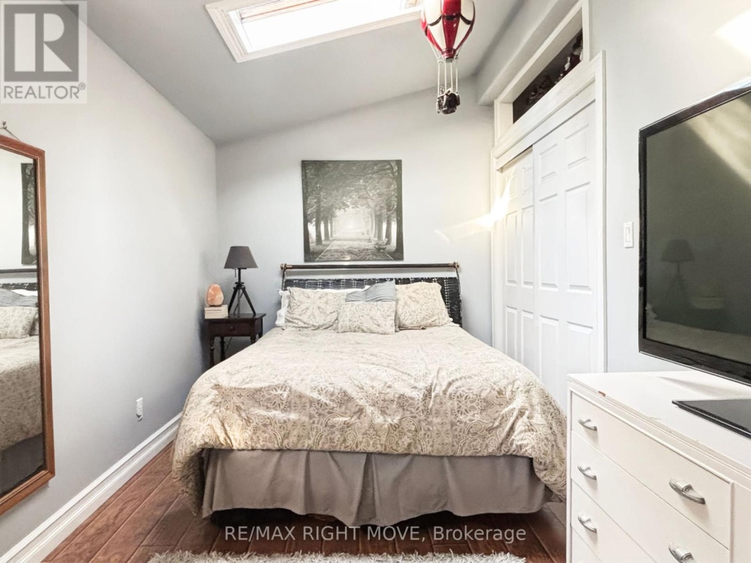 1185 WOODLAND DRIVE, 