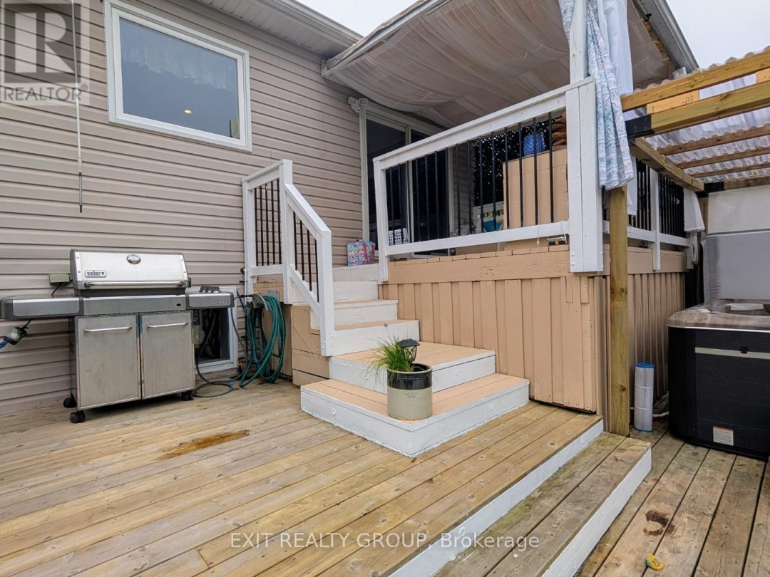 76 JOHN DILLINGNO STREET, 