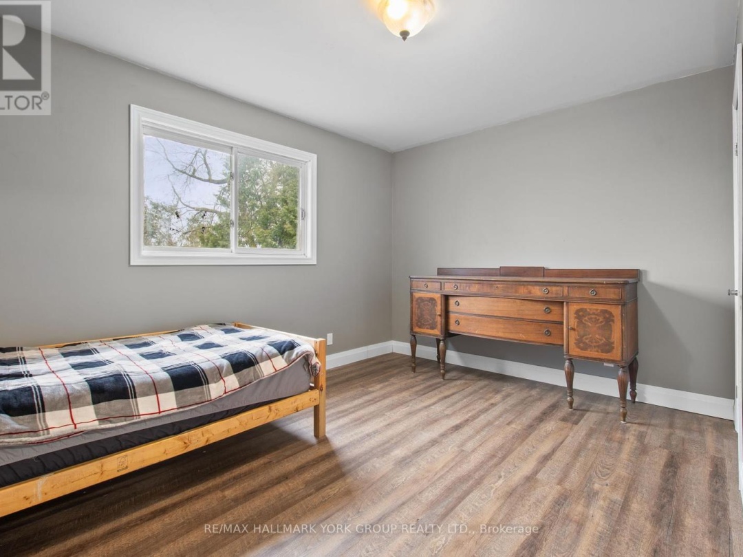 24115 Thorah Park Boulevard, Lake Simcoe