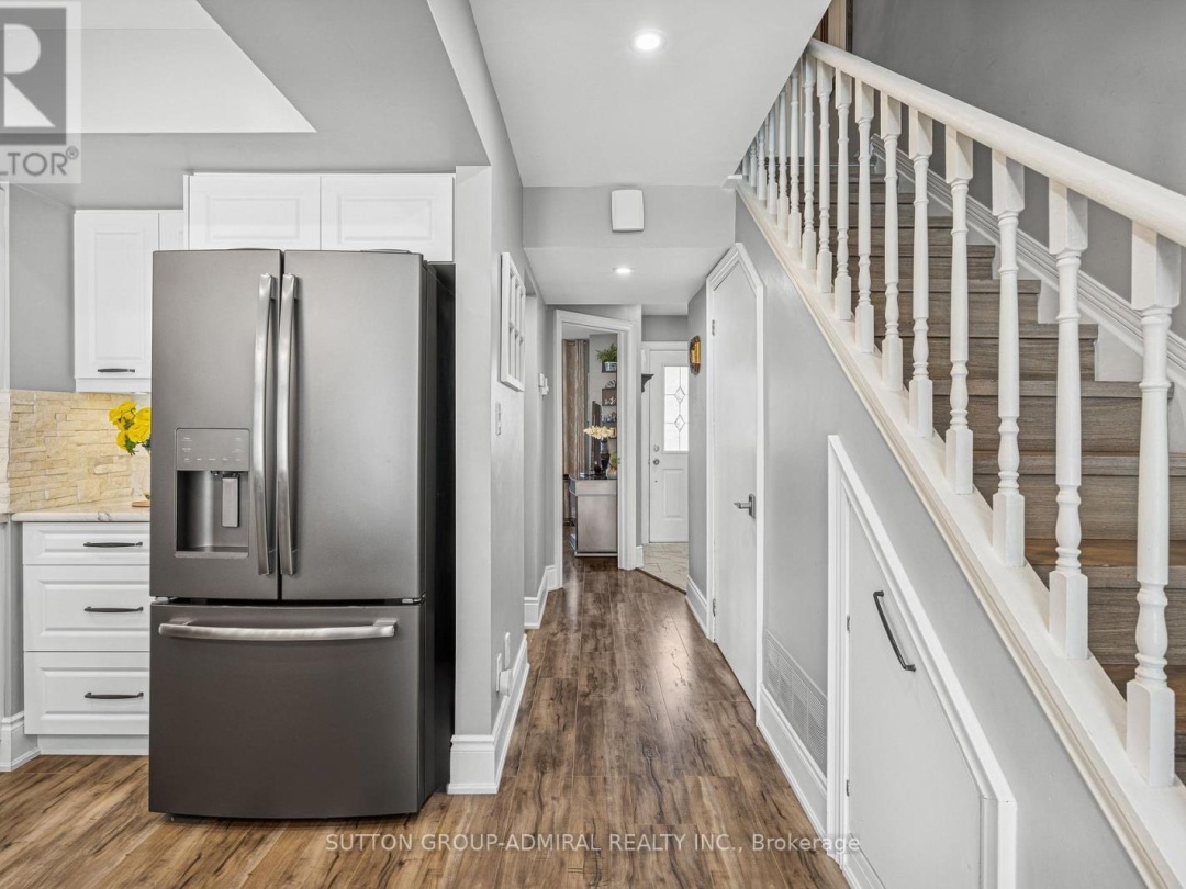 35 - 21 LAGUNA PARKWAY, 