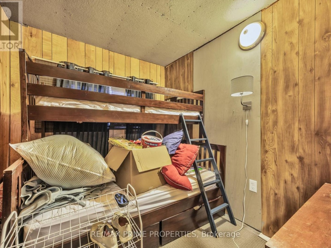 1947 WOODS BAY ROAD, 