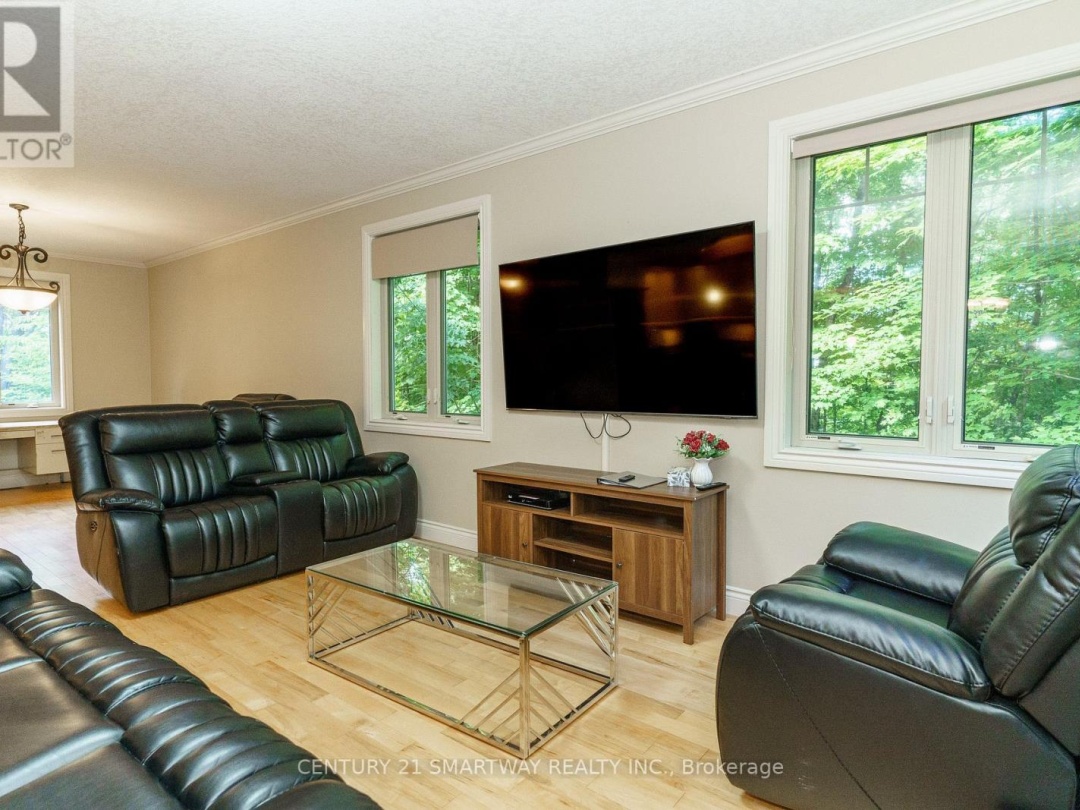 1066 TALLY-HO WINTER PARK ROAD, 