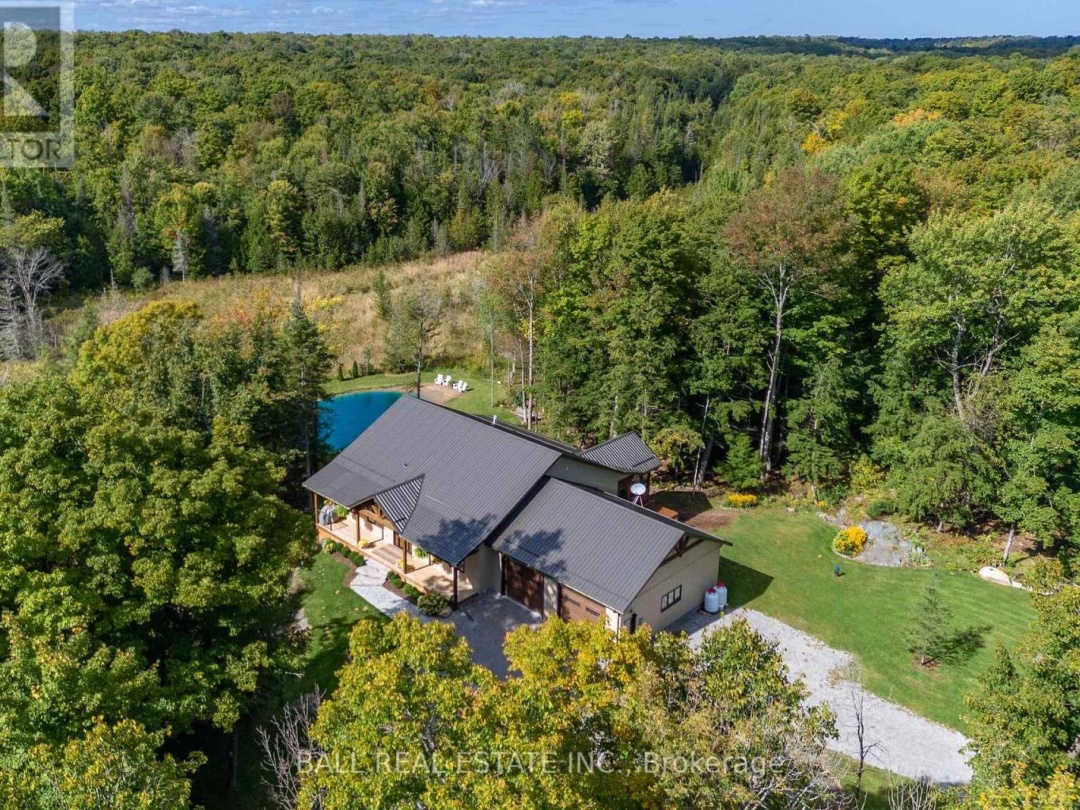 201 Northern Avenue, Trent Lakes