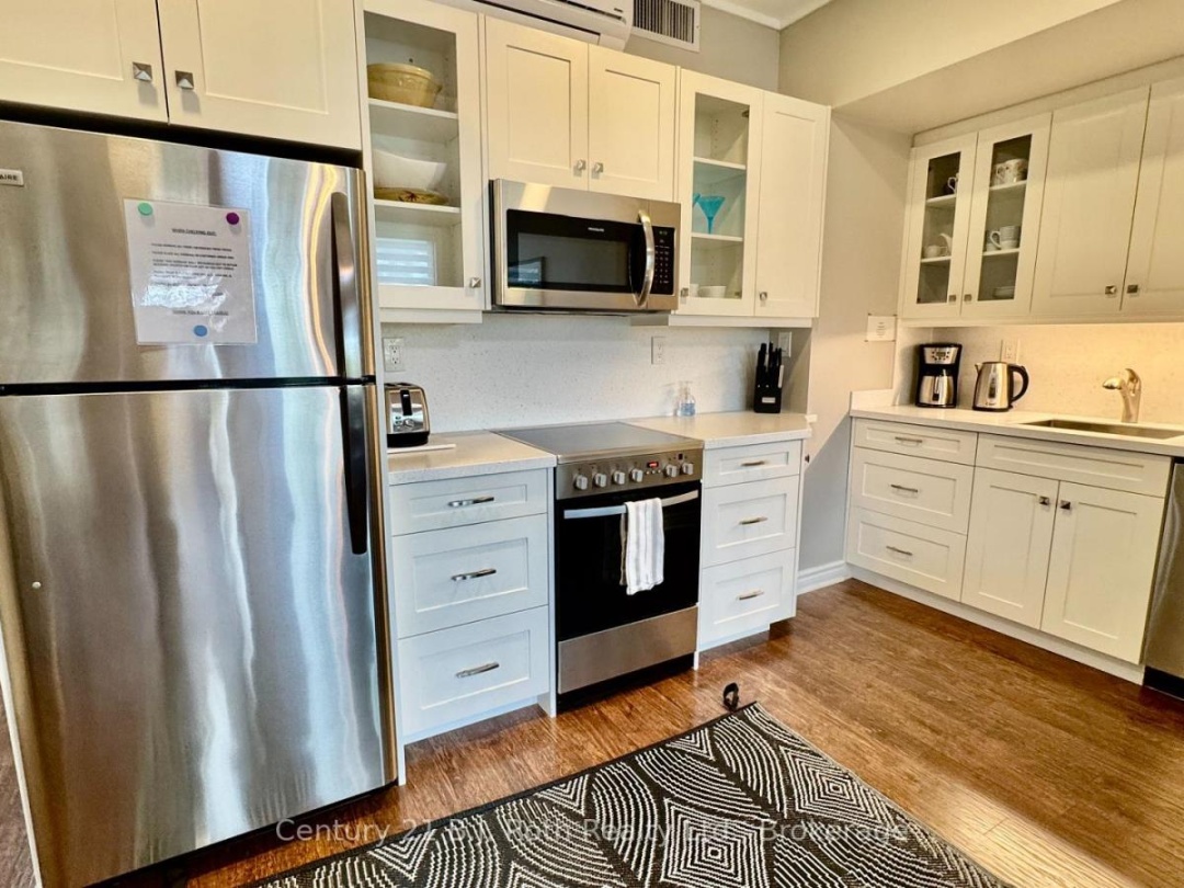 5531 Signature Grandview Court, Fairy Lake