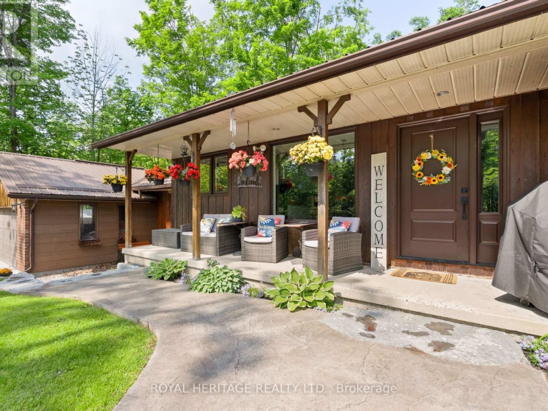 65 BESSIE AVENUE N, 
