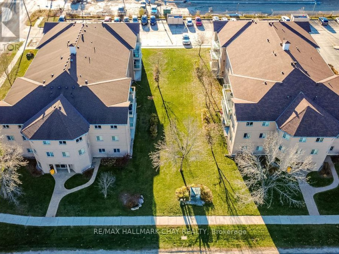 203 - 125 BOND STREET, 