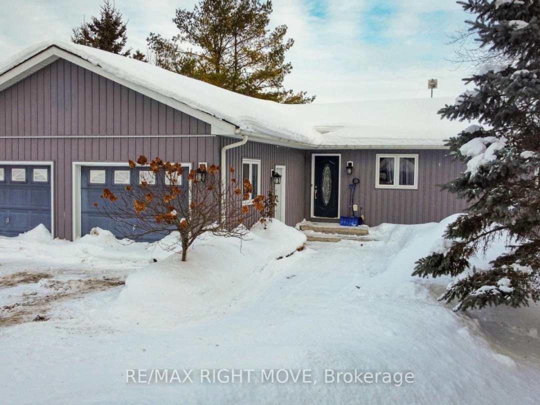 35 CEDAR BAY ROAD, Canal Lake