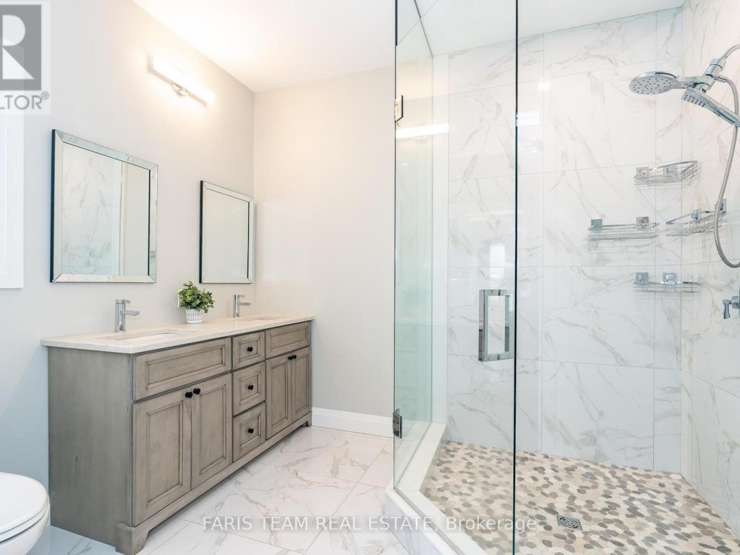 5 Breanna Boulevard, Oro-Medonte (Prices Corners)