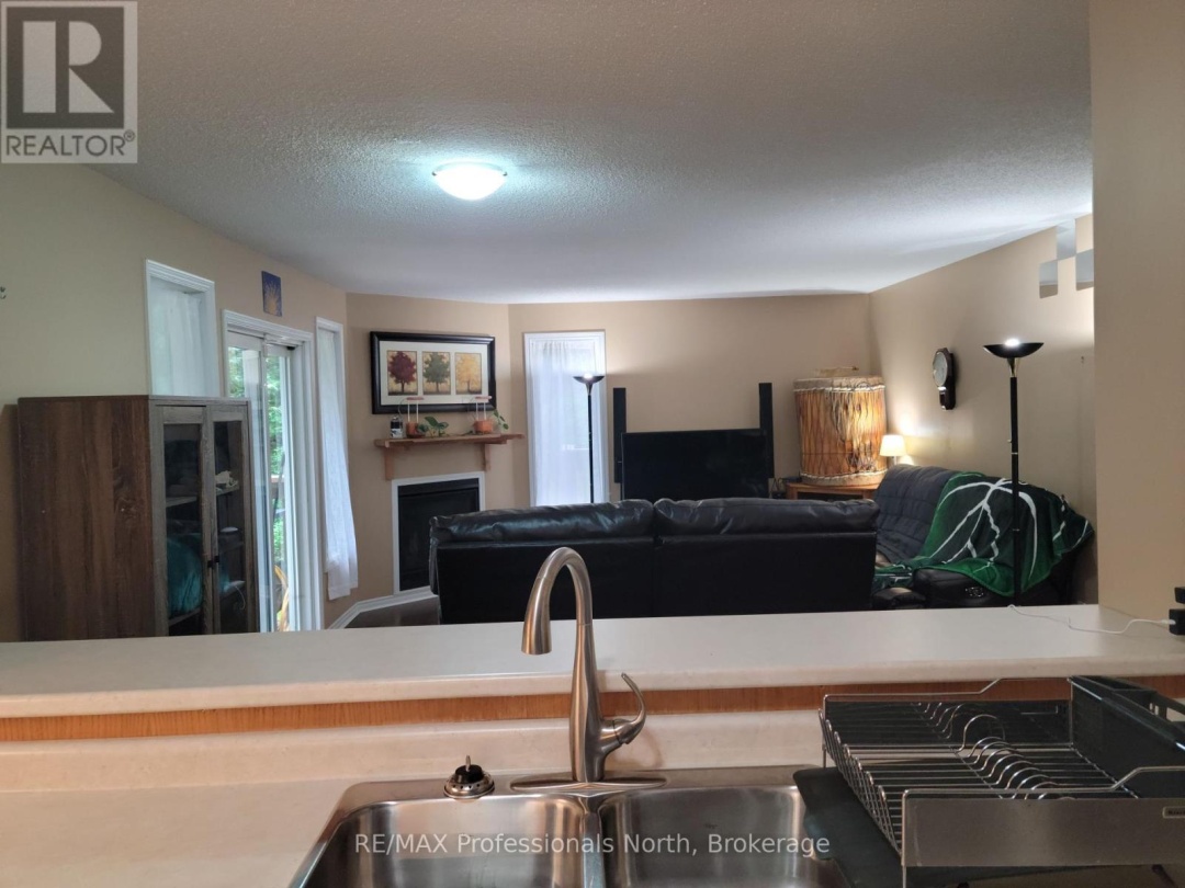 20 1591 Hidden Valley Road, Peninsula Lake
