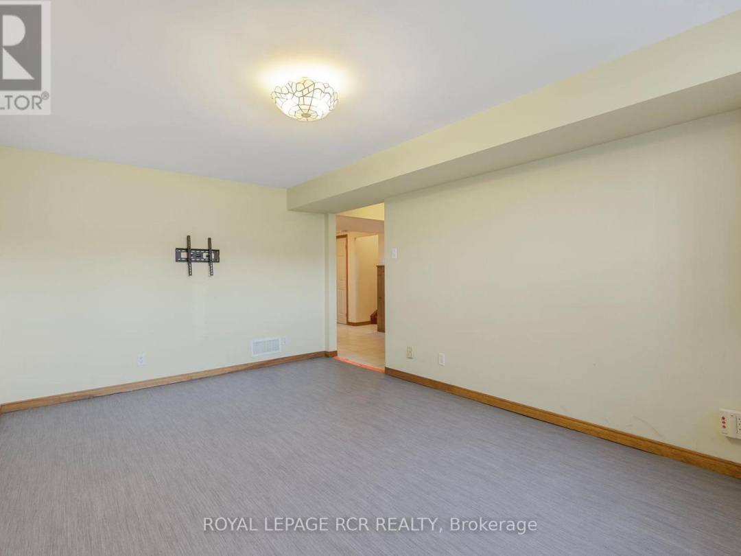 80 Woodside Drive, Orillia