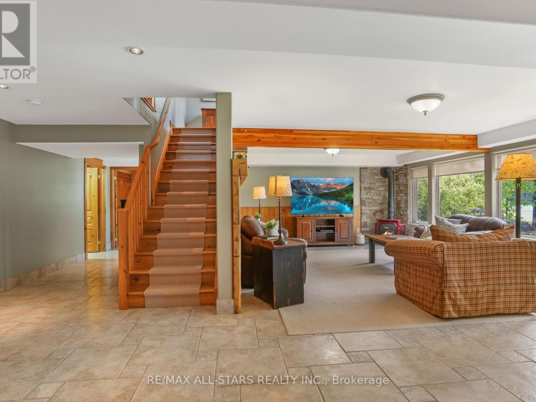 9 Evergreen Way, Little Bald Lake
