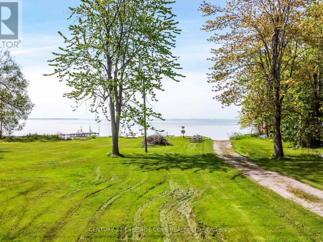 3976 Woodland Drive, Ramara