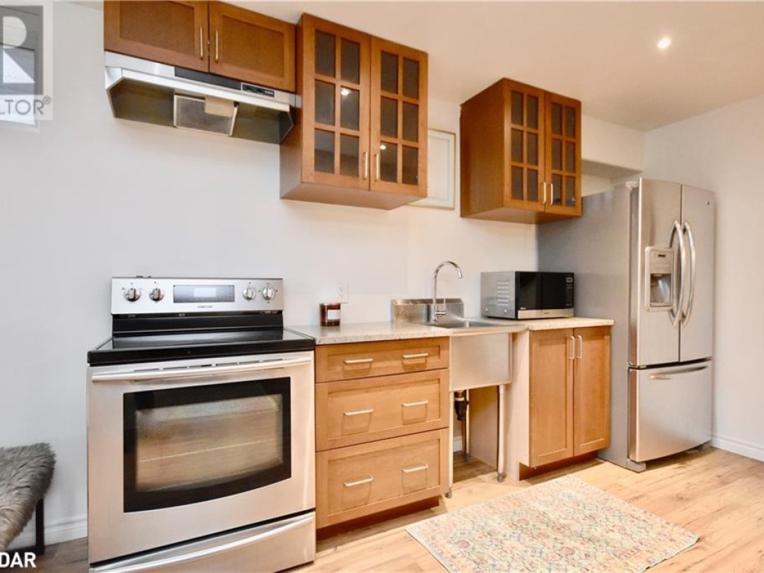 3089 EMPEROR Drive, 