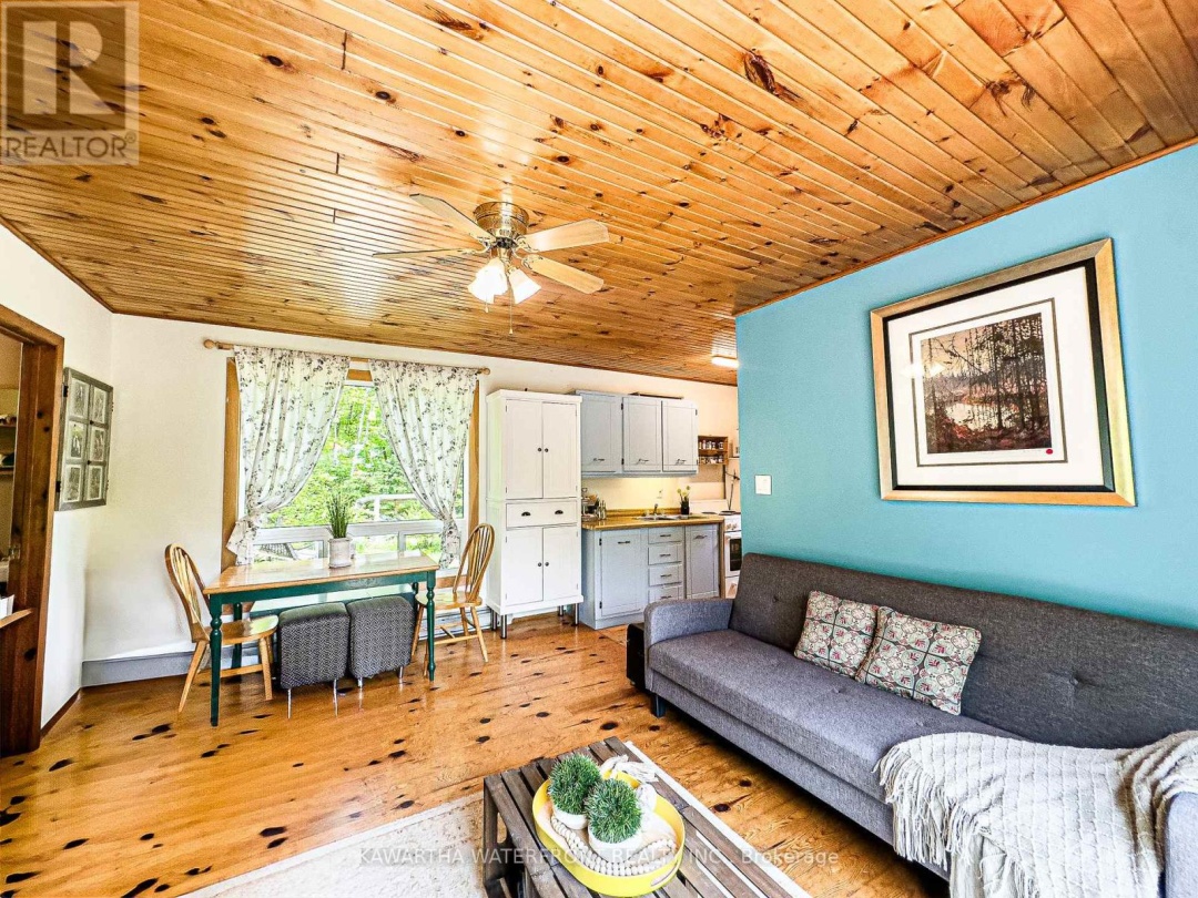 1120 English Circle, Tamarack Lake