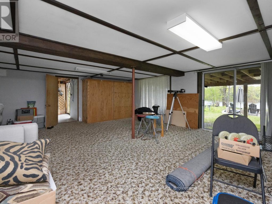 28 Lakeside Drive, Manitouwabing Lake