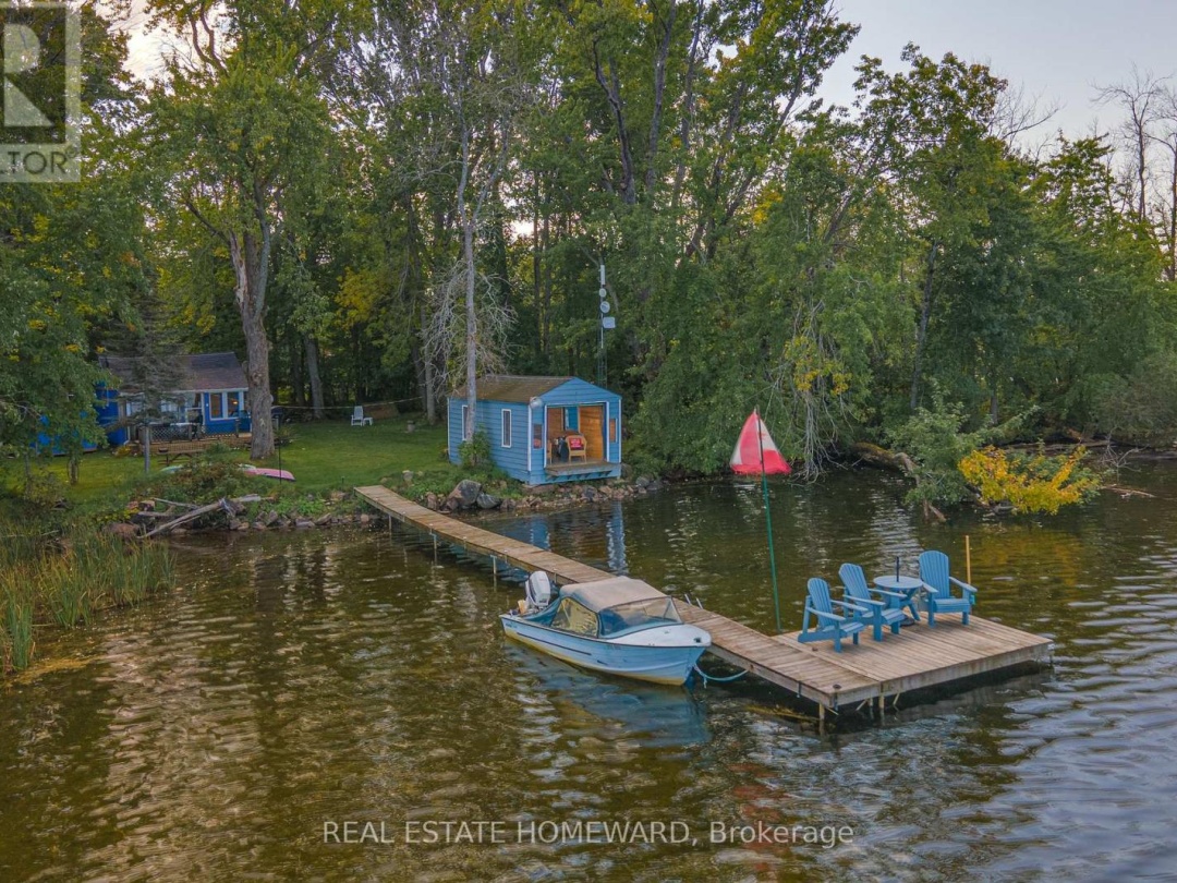 1046 Bea Dale Lane N, Sparrow Lake